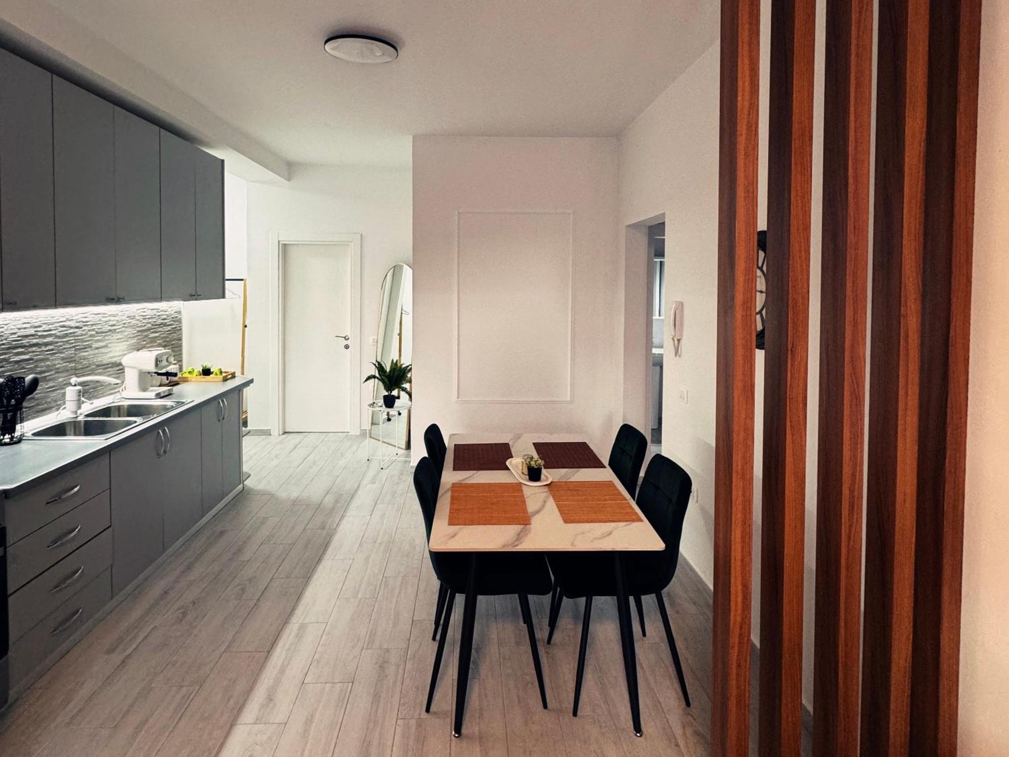 Enol Plazza Apartment Tirana Exterior photo
